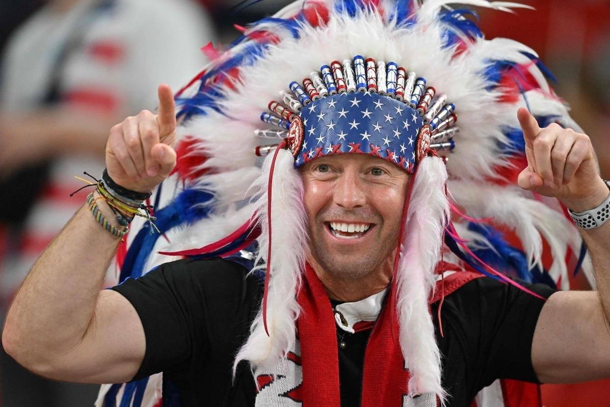 Ir e Estados Unidos se enfrentaram no Estdio Al Thumama, pelo Grupo B da Copa do Mundo