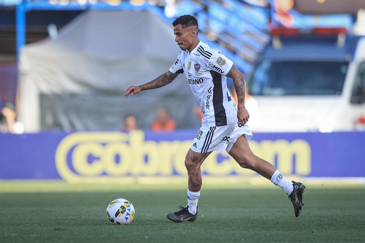 Fotos do jogo entre Ava e Atltico, na Ressacada, pela 27 rodada do Campeonato Brasileiro