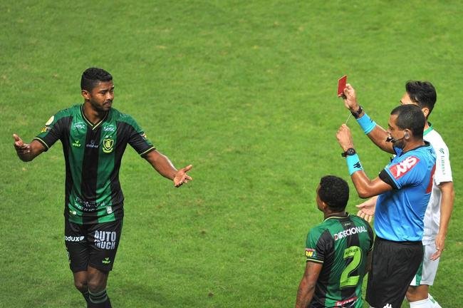 Fotos do jogo entre Amrica e Juventude, no Independncia, em Belo Horizonte, pela sexta rodada da Srie A do Brasileiro