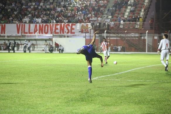 Villa Nova e Cruzeiro se enfrentaram pela oitava rodada do Campeonato Mineiro