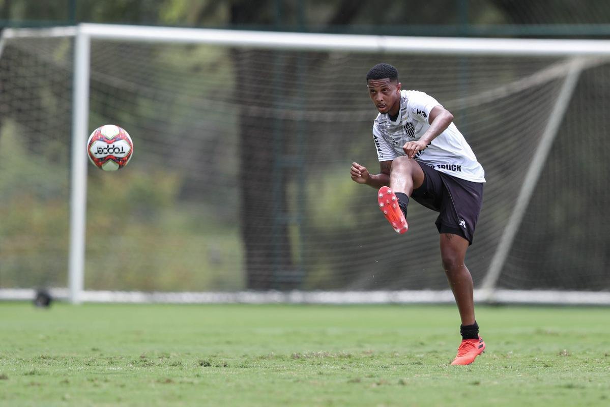 Fotos do treino do Atltico desta sexta, o primeiro aps a sada de Sampaoli