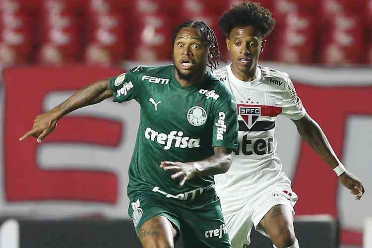Palmeiras sai na frente, mas cede empate ao Bragantino no Brasileirão