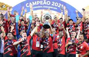 Athletico-PR  bicampeo da Copa Sul-Americana (2018 e 2021), da Copa do Brasil 2018 