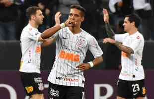 Corinthians: 134 jogos, 11 gols e 13 assistências