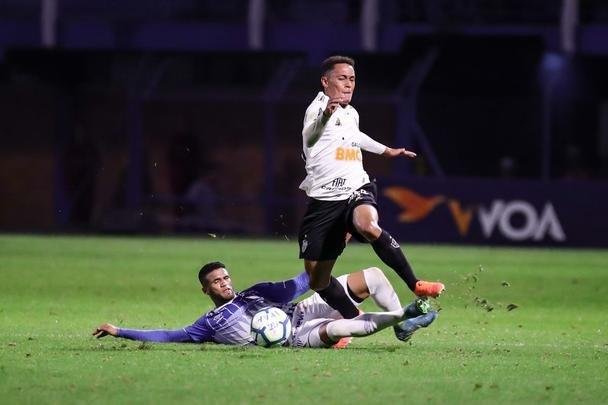 Fotos da partida entre Ava e Atltico, pelo Campeonato Brasileiro