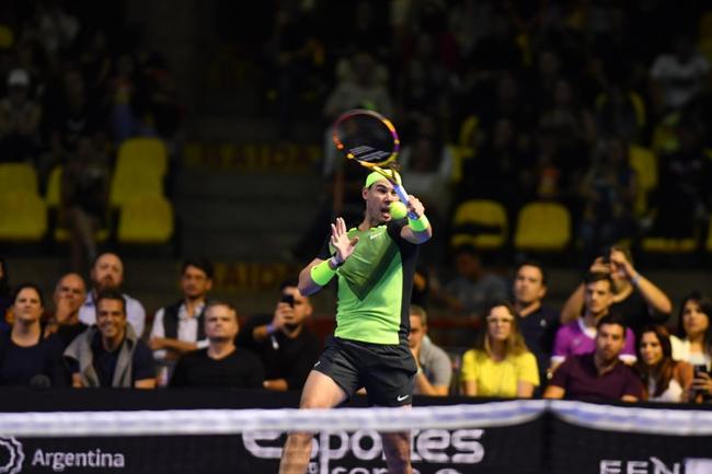 Ginásio Mineirinho, em BH, recebeu duelo histórico que fez parte da turnê do espanhol Rafael Nadal na América do Sul. Ele enfrentou o norueguês Casper Ruud, número 3 do mundo. No Brasil, apenas a capital mineira recebeu o multicampeão