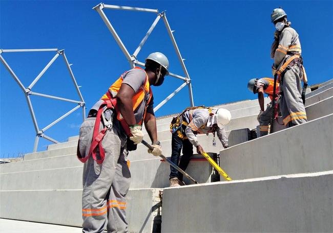 Estdio do Atltico est com 49% das obras concludas, as arquibancadas superiores foram finalizadas e o trabalho atualmente est focado nas instalaes internas, alvenaria e montagem da cobertura e estruturas.