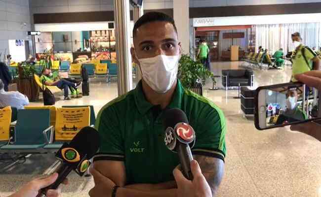 Zagueiro der projetou confronto de volta entre Guaran e Amrica, pela Libertadores