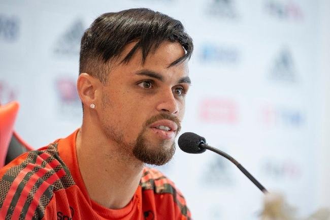Michael destaca vontade de permanecer no Fla