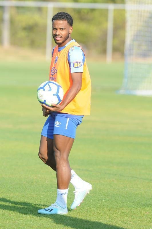 Galeria de fotos do treino do Cruzeiro nesta sexta-feira (6/9), na Toca da Raposa II