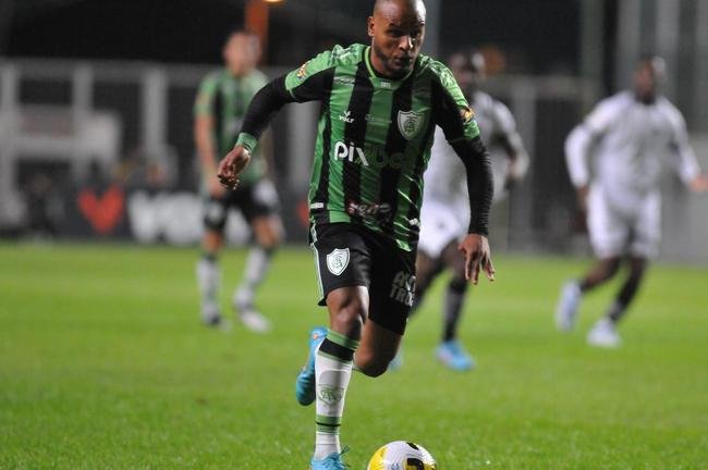 Fotos da vitória do América sobre o Botafogo, por 3 a 0, no Independência, em Belo Horizonte, pelas oitavas de final da Copa do Brasil. Wellington Paulista, Danilo Avelar e Alê marcaram os gols da vitória do Coelho no Horto