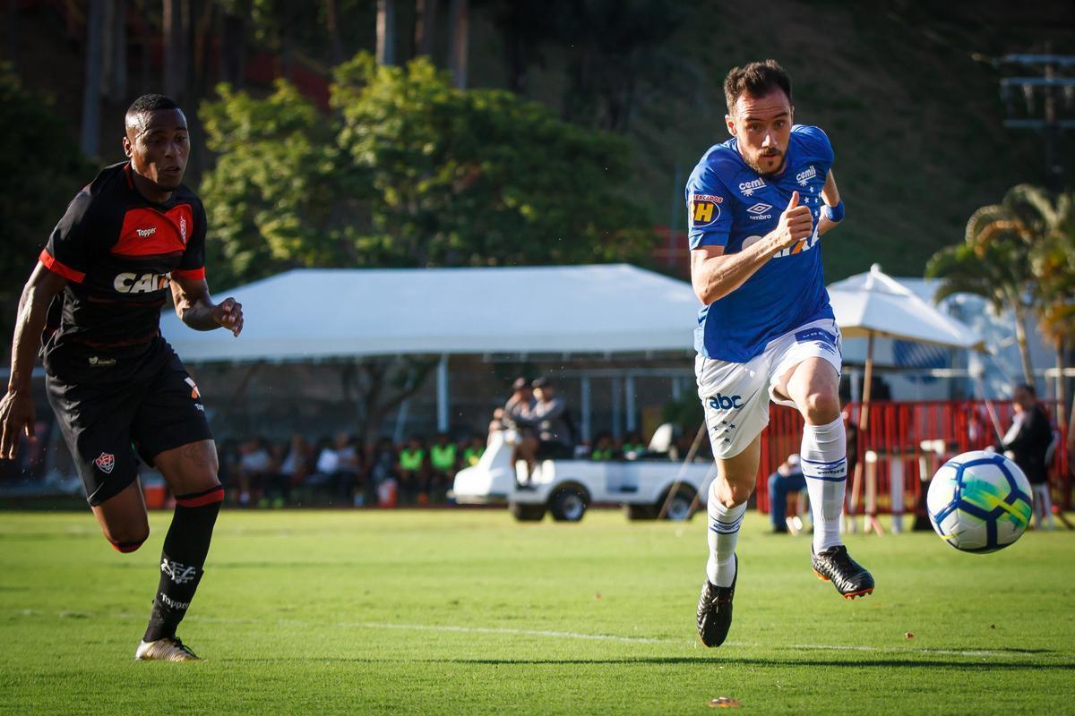 Cruzeiro empatou com Vitória no Barradão, em Salvador, por 1 a 1, pela 17ª rodada do Brasileiro