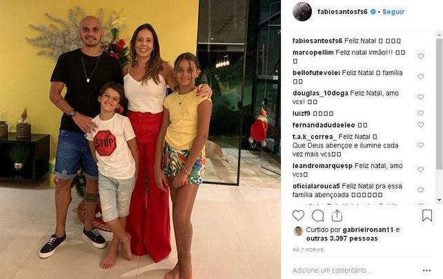 Fbio Santos celebrou a data natalina ao lado da famlia 