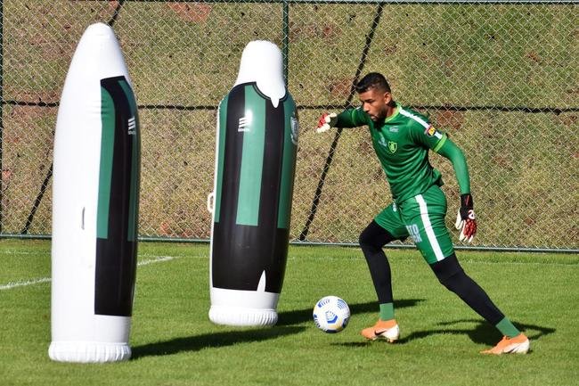 Treinamentos do Coelho para enfrentar o Internacional pela Série A