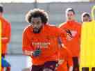 Marcelo treina separado e desfalca Real Madrid na partida contra o Levante