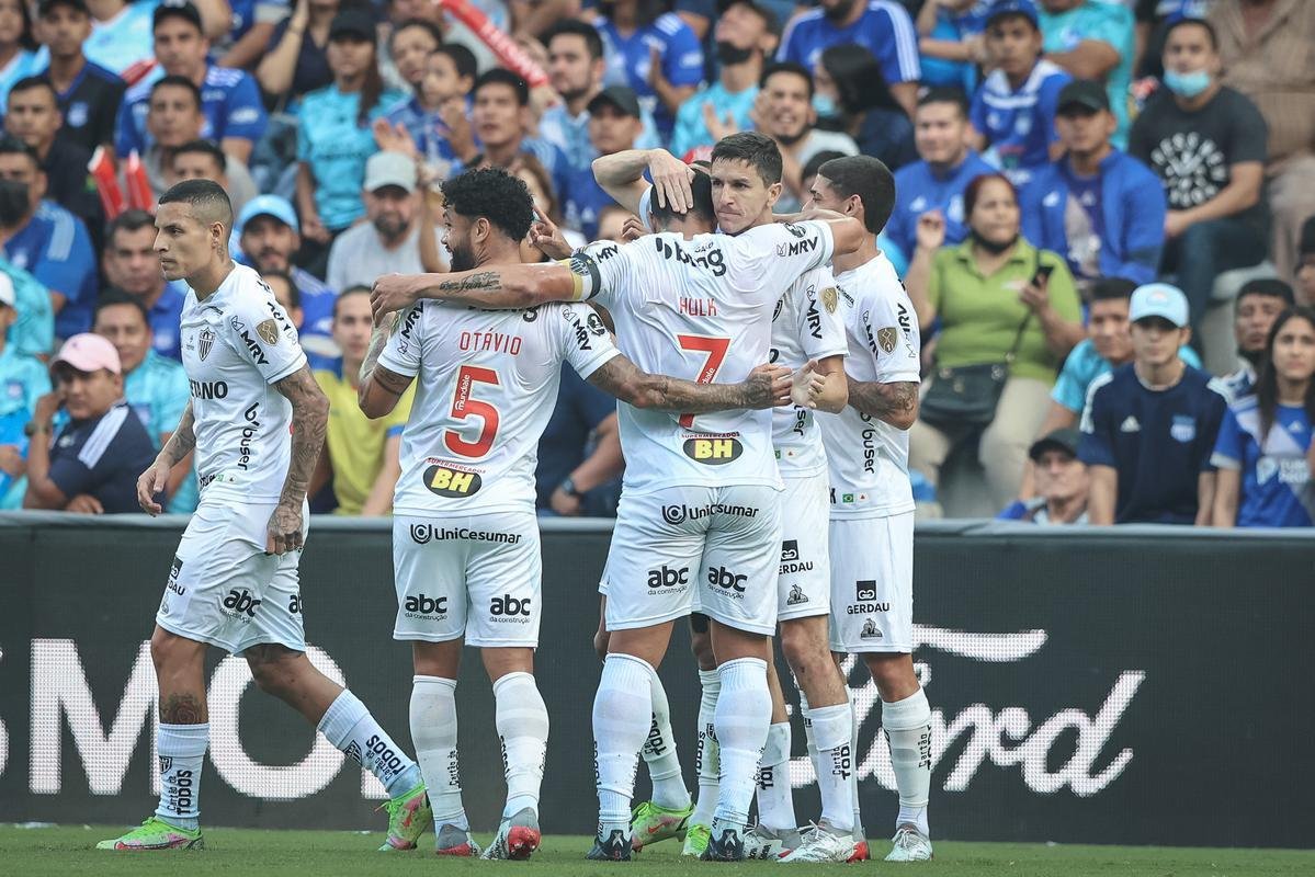 Fotos do jogo de ida das oitavas de final da Copa Libertadores, entre Emelec e Atltico, no estdio George Capwell, em Guayaquil, no Equador