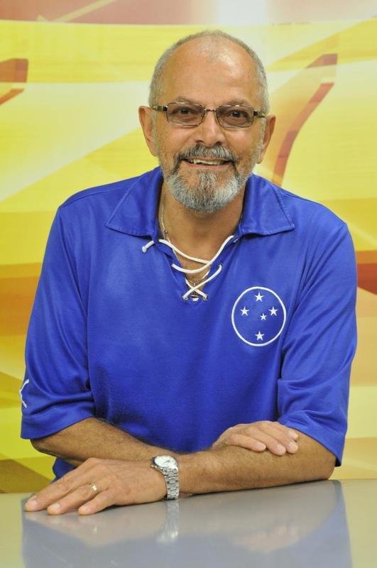 Momentos de Neuber Soares no Alterosa Esporte e no jornal Dirio da Tarde