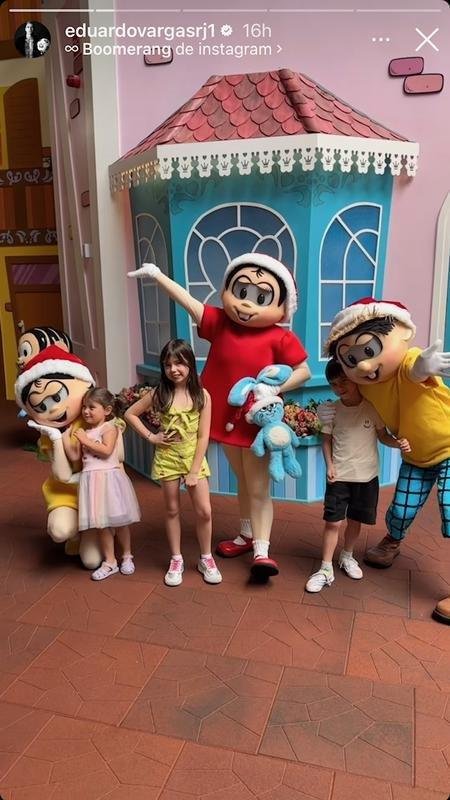 Vargas publicou registro dos filhos durante viagem.