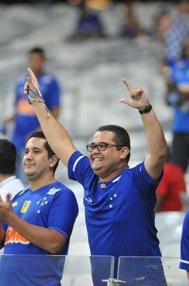 Cruzeiro e Atltico-PR jogaram no Mineiro pela terceira rodada do Grupo C da Primeira Liga