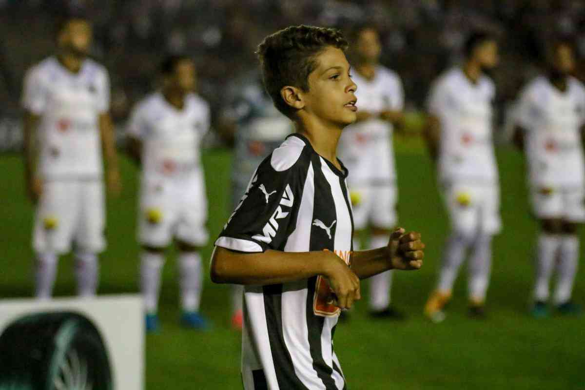 Botafogo-PB e Atltico se enfrentaram na noite desta quarta-feira, pela Copa do Brasil