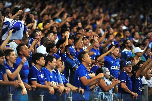 Torcedores do Cruzeiro encheram Mineiro em primeiro jogo em casa da Libertadores 2018