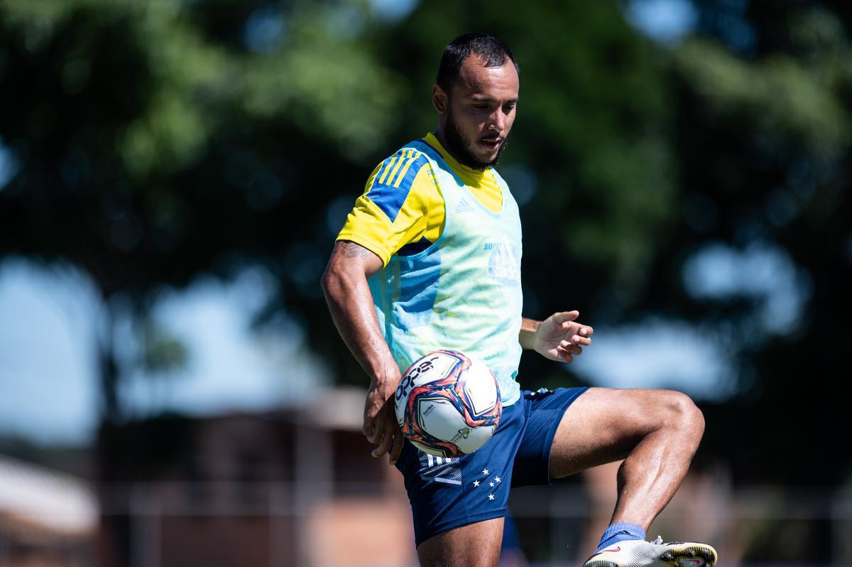 Cruzeiro, 3º colocado, pega o líder Atlético no Mineirão pela 9ª rodada do Campeonato Mineiro