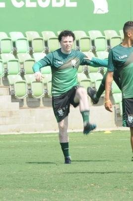 Cristiano (atacante) - fez 17 partidas e marcou dois gols no ano. Na sequncia, passou por Linense (2016), Caldense (2017) e Cuiab (2017).