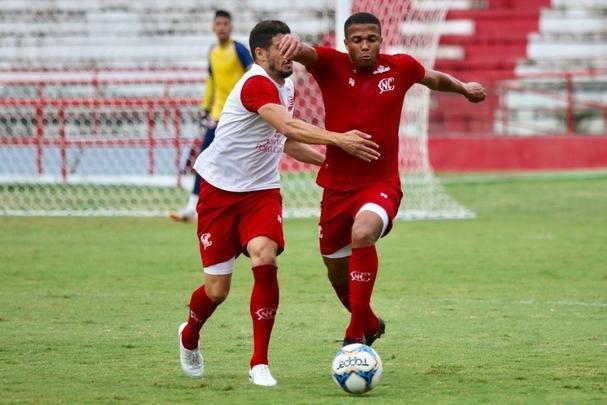 Timbu treinou nesta quarta-feira no Estádio dos Aflitos visando o confronto de volta das quartas de finais da Série C.