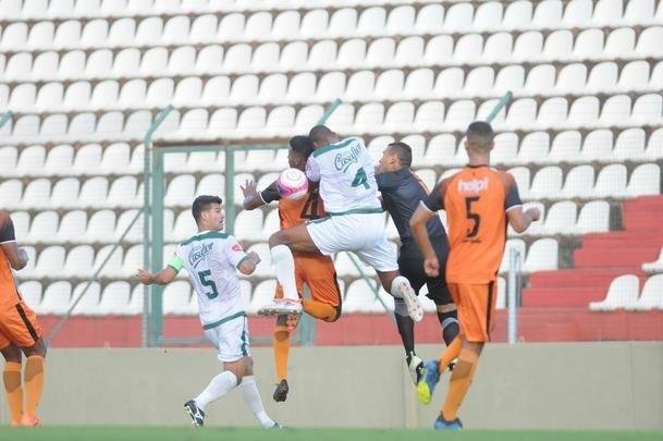 Coimbra venceu o Uberlndia por 1 a 0 e conquistou o trofu do Mdulo II do Campeonato Mineiro