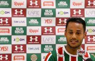 O atacante Mateus Gonalves, de 24 anos, foi anunciado pelo Fluminense  