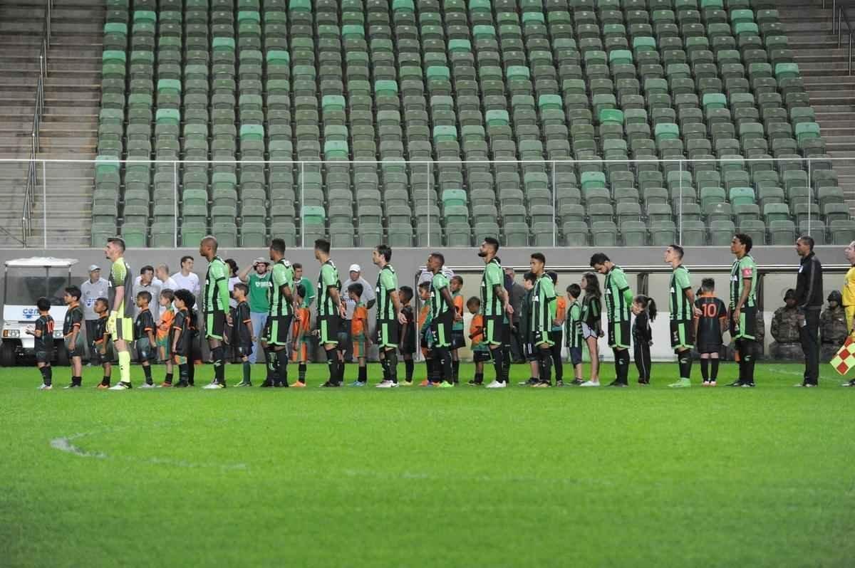 Amrica e Boa Esporte se enfrentaram no Independncia, pela 13 rodada da Srie B do Campeonato Brasileiro