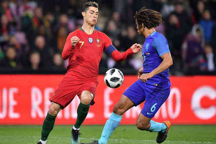 Cristiano Ronaldo não treina com reservas após classificação de Portugal -  Superesportes