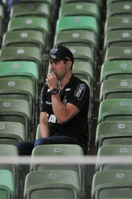 Torcedores do Atltico saram revoltados do Independncia com eliminao prematura na Sul-Americana