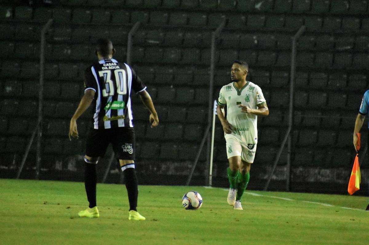 Amrica e Figueirense se enfrentaram pela 28 rodada da Srie B do Campeonato Brasileiro