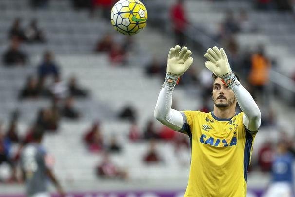 Partida válida pela 33ª rodada do Campeonato Brasileiro