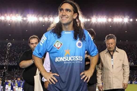 Sorn utilizou o terceiro uniforme lanado em 2009 em sua despedida do futebol
