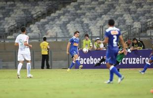 Imagens da partida entre Cruzeiro e Nacional, no Estdio Mineiro