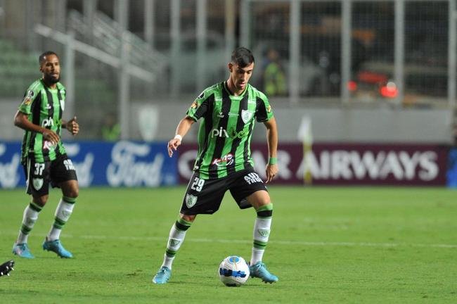 Fotos da derrota do Amrica para o Independiente del Valle, por 2 a 0, no Independncia, pelo Grupo D da Copa Libertadores