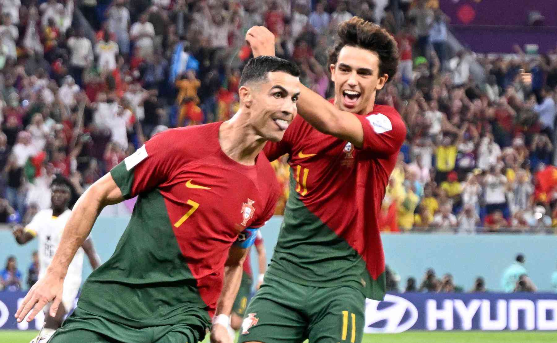 Copa do mundo de futebol, qatar 2022. calendário de jogos de portugal vs  gana com bandeiras. copa do mundo