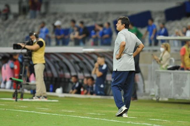 Fotos do jogo entre Cruzeiro e Londrina, no Mineiro, em Belo Horizonte, pela quarta rodada da Srie B do Brasileiro de 2022