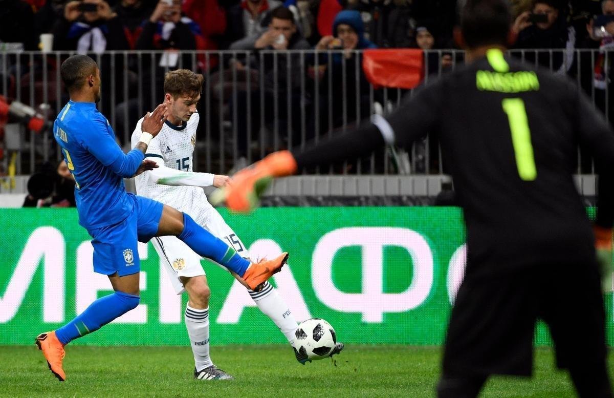 Imagem da partida amistosa entre Rssia e Brasil, no Estdio Lujniki, em Moscou