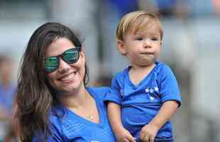 Mames tomam conta das arquibancadas do Mineiro para o duelo entre Cruzeiro e Sport