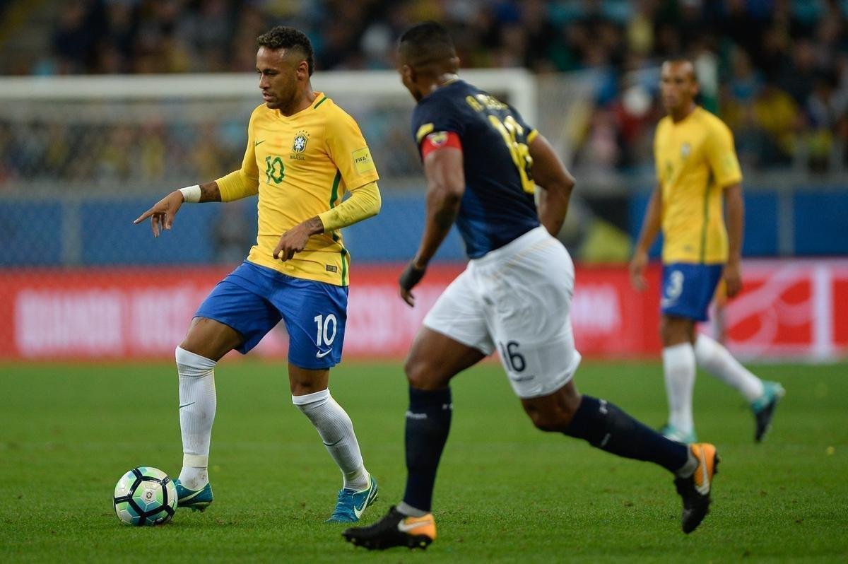 Brasil e Equador se enfrentaram, na Arena do Grmio, pela 15 rodada das Eliminatrias para a Copa