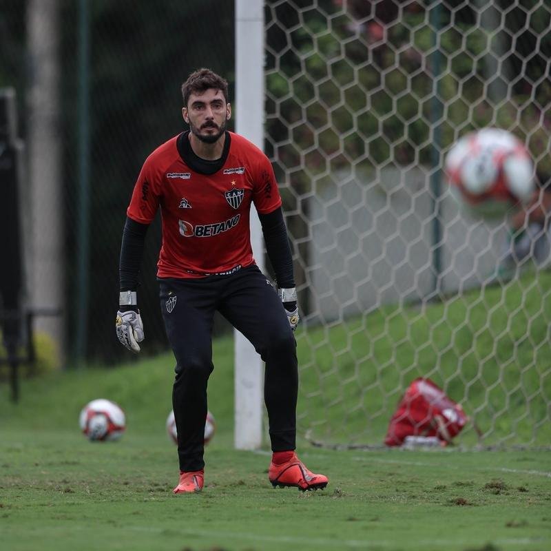 Fotos do treino do Atltico neste sbado, o ltimo de Victor no clube