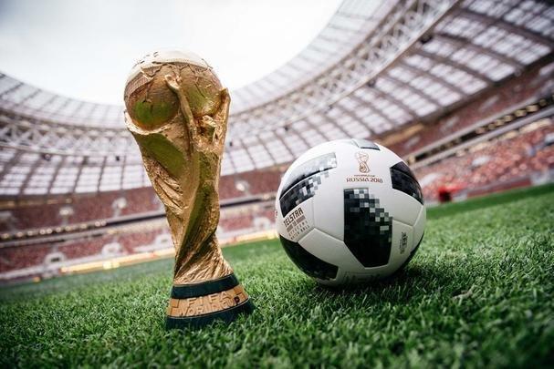 Luzhniki receberá quatro jogos da primeira fase, um duelo das oitavas, uma semifinal e a decisão