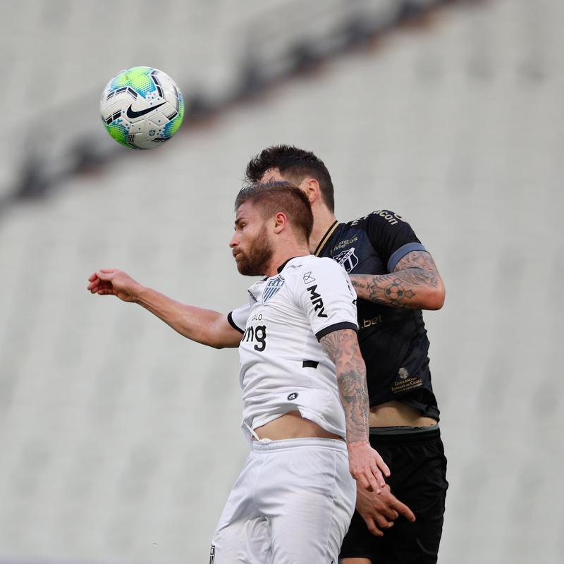 Fotos do jogo entre Ceará e Atlético, que terminou empatado por 2 a 2