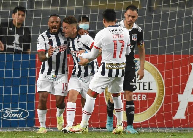 Alianza Lima (Peru) - vaga na fase de grupos