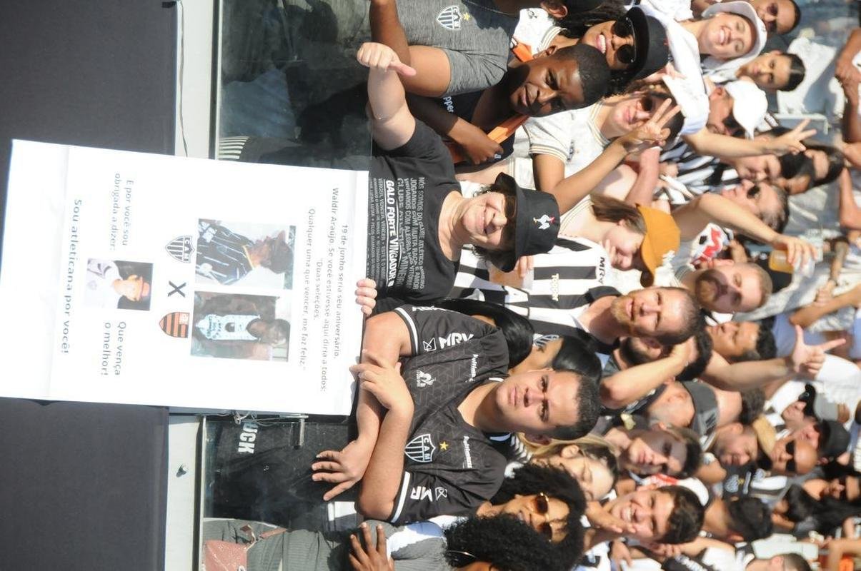 Fotos da torcida do Atltico na partida contra o Flamengo, no Mineiro, em Belo Horizonte, pela 13 rodada do Campeonato Brasileiro