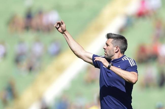 Fotos da derrota do Cruzeiro para o Guarani, por 1 a 0, no Brinco de Ouro, em Campinas, pela 17 rodada da Srie B