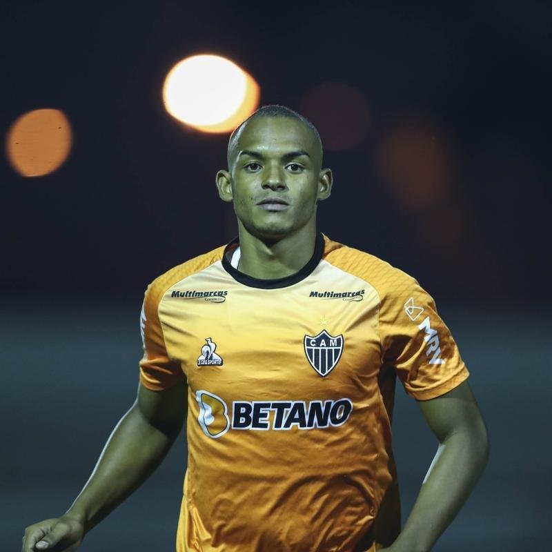 Tcnico Cuca comandou atividade do Atltico no CT da Conmebol no Paraguai 